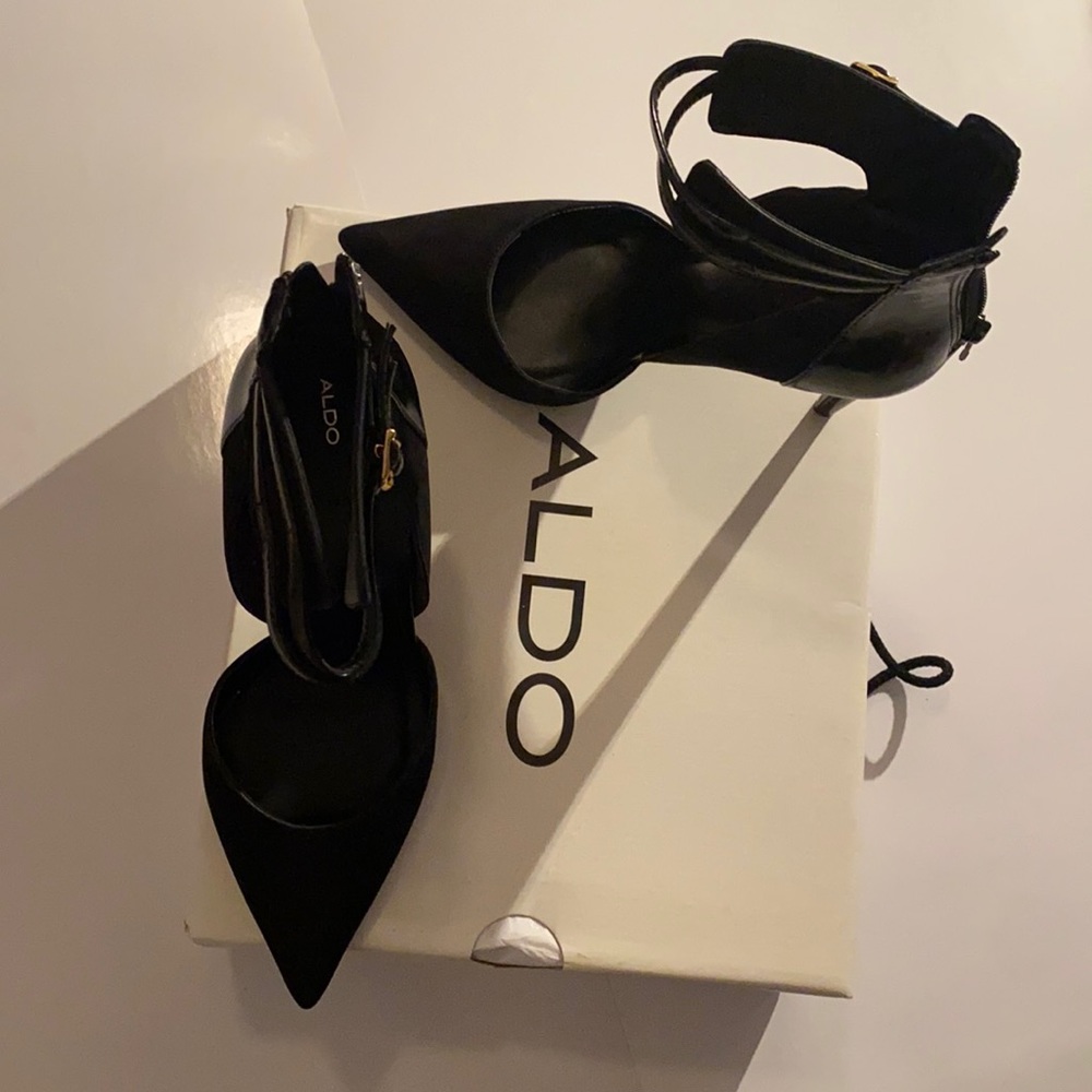 Aldo “Gottman” heels. Black in color. Size 7.5 in women’s.